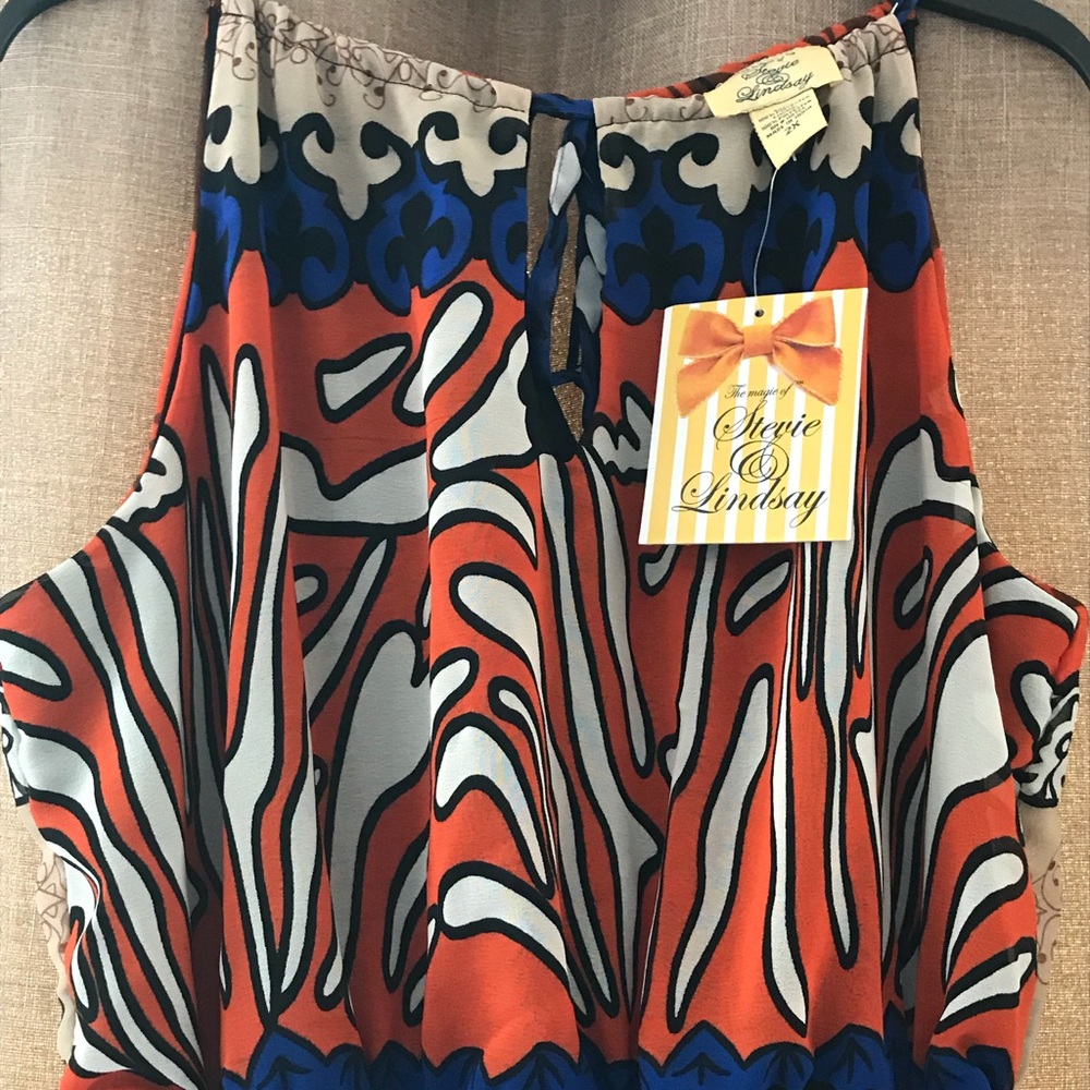 Halter style dress. NWT. Stevie and Lindsey dress - Picture 4 of 8